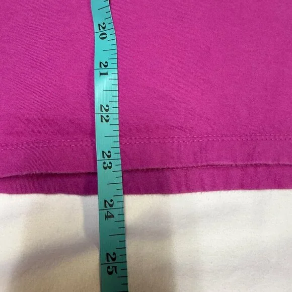 The North Face V-Neck Logo Tee Magenta Pink Women’s Medium Organic Cotton EUC - Picture 6 of 8